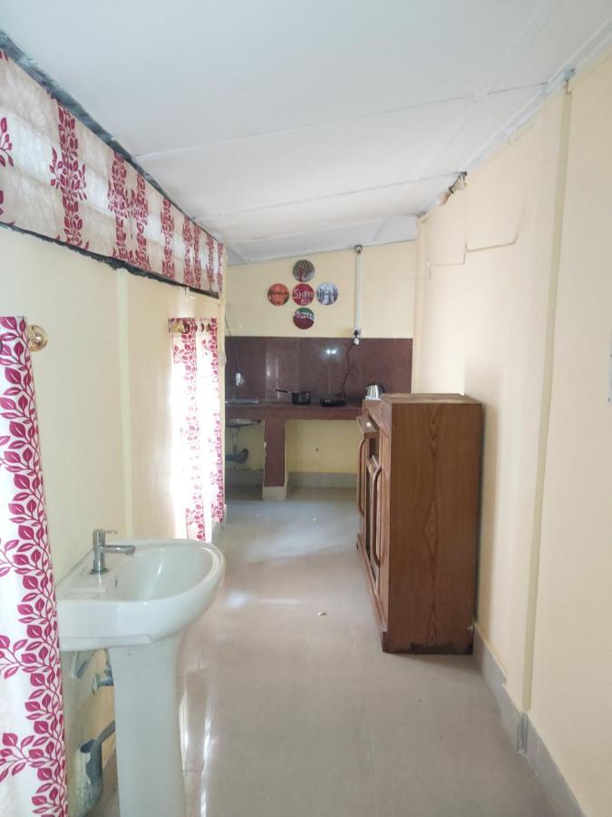 Shree Homes- Ac Delux Suite Guwahati Exteriör bild
