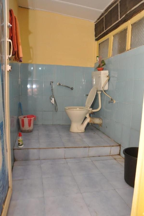 Shree Homes- Ac Delux Suite Guwahati Exteriör bild